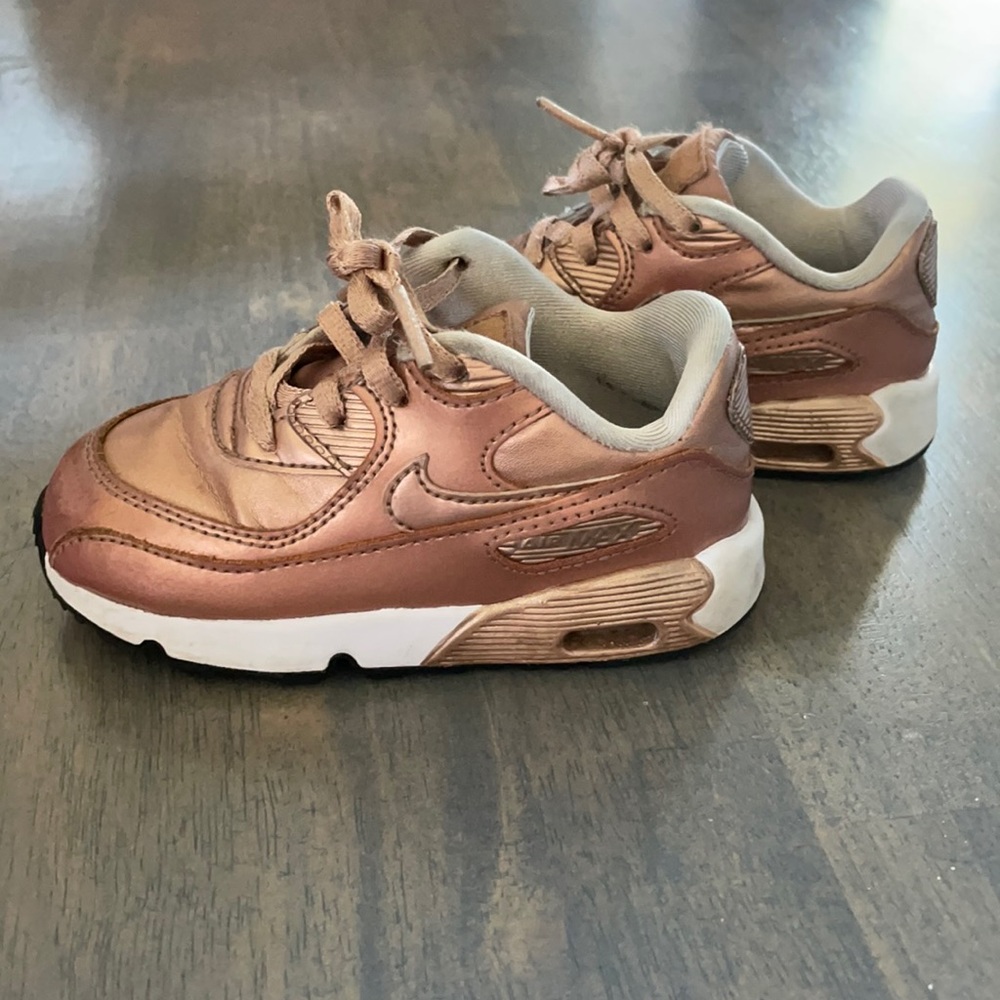 Rose gold Nike air max